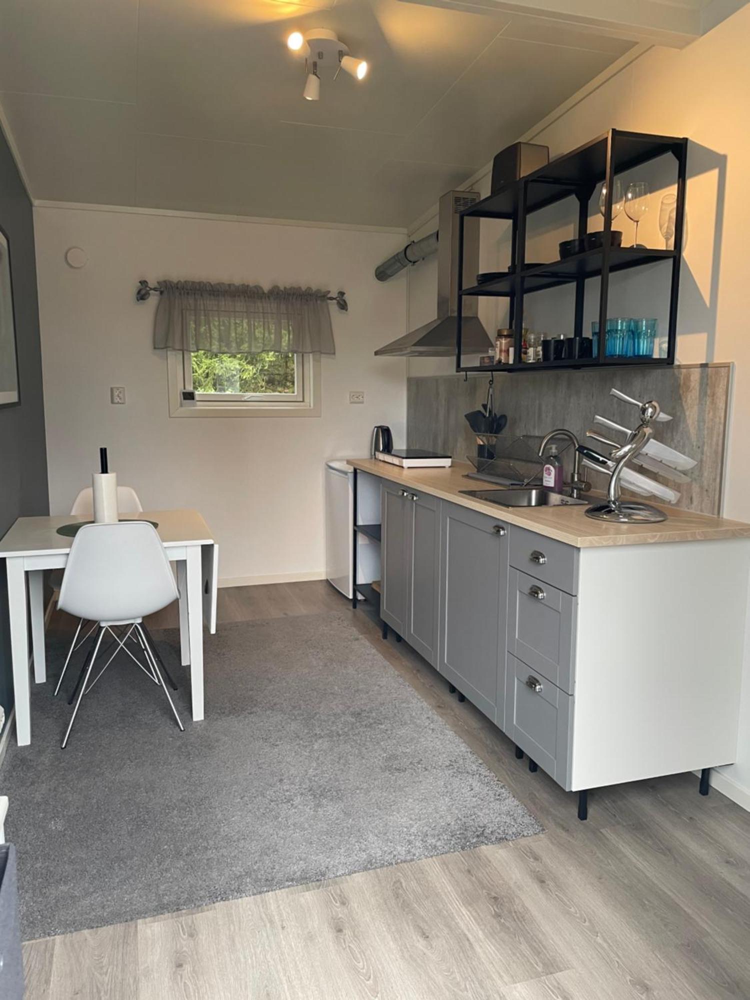 Small Cozy Apartment Tromsø Dış mekan fotoğraf